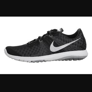 Nike Flex Fury Fit Sole sneakers